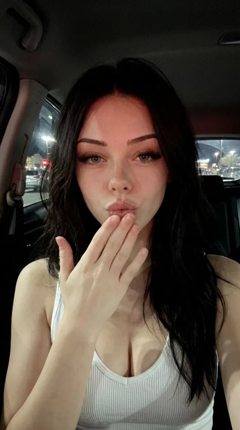 UltraReal - night car selfie