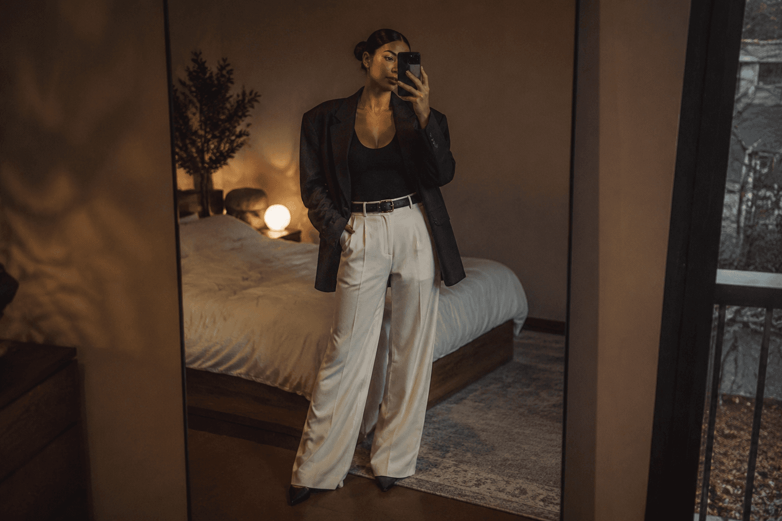 AI Mirror Selfie Generator nobody questions